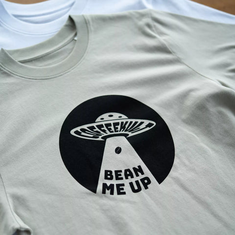 T-Shirt mit Grafik ‚Bean Me Up‘ – Kaffeeliebhaber-Motiv